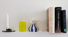 Load image into Gallery viewer, Deev Decanter in Blue
