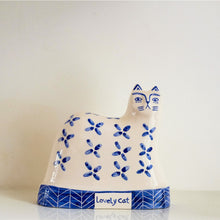 Load image into Gallery viewer, Lovely Cat
